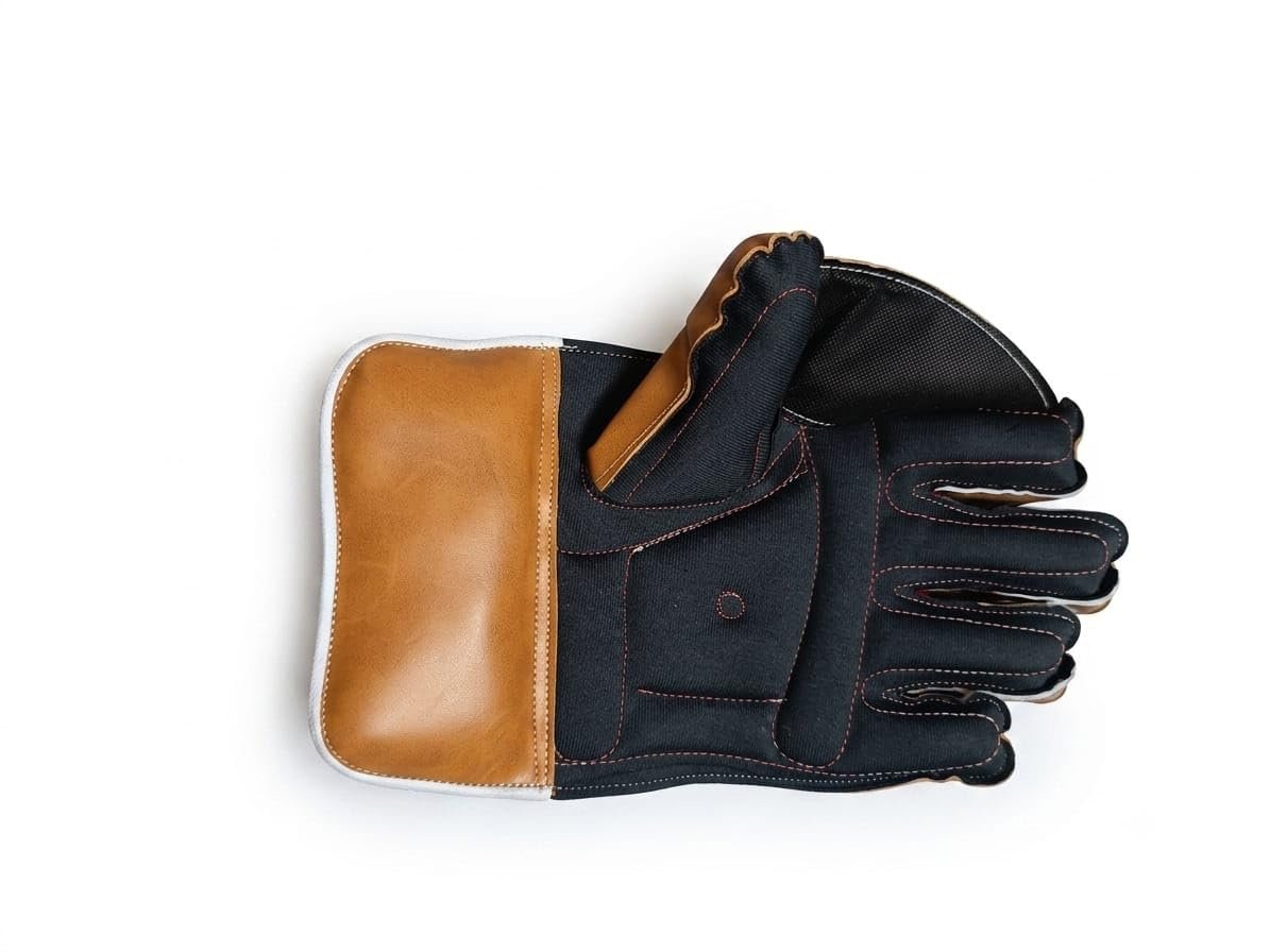 Professional Cricket Wicket Keeping Gloves for Adults Brown & White