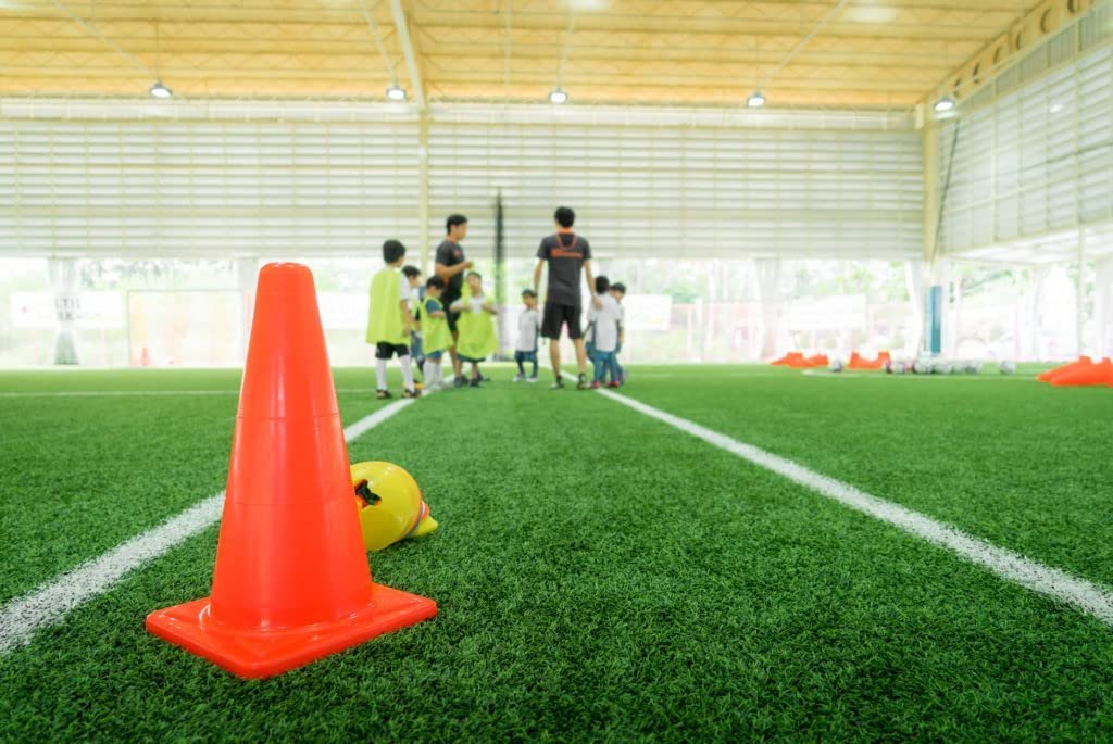 Cabrio 6 inch Plastic Cone Marker Set for Football Field Marking Equipment, Training Soccer Cone Cricket Training Agility Cones (Pack of 6) (6)
